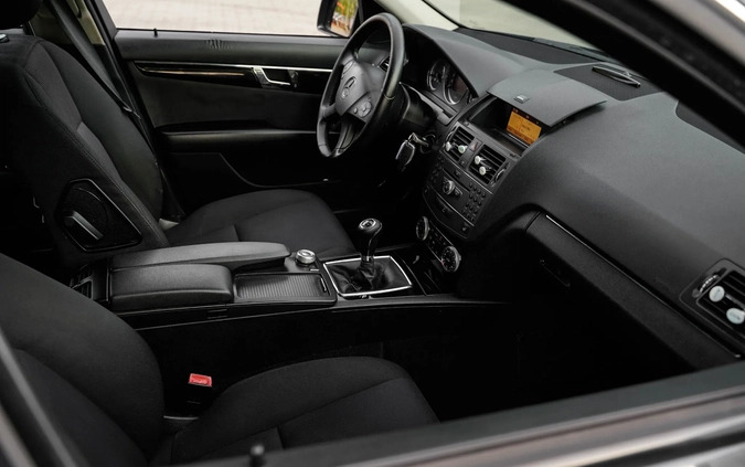 Mercedes-Benz Klasa C cena 23900 przebieg: 356000, rok produkcji 2010 z Żagań małe 254